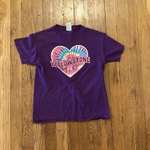 Girls Yellowstone national park purple t-shirt size medium